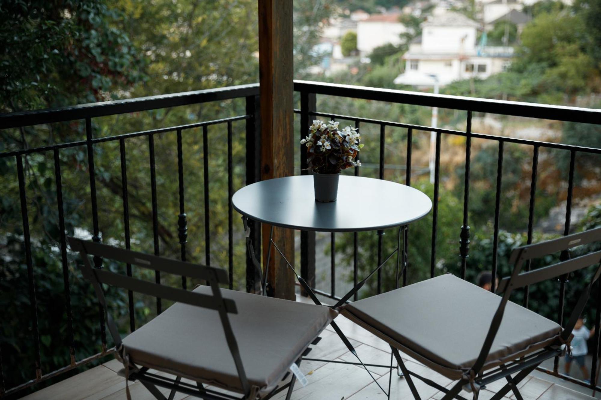 Vila Agimi 65 Gjirokastër 外观 照片