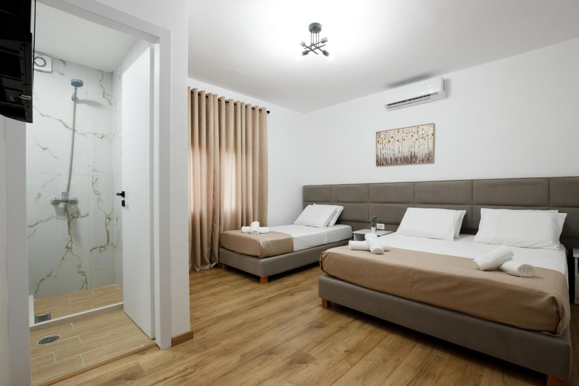 Vila Agimi 65 Gjirokastër 外观 照片
